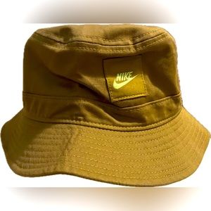 Nike Bucket Hat
